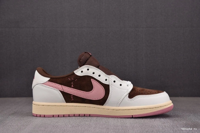 Reps TB x 1 Scott DZ4137-206 SP AJ Travis Low OG 0723
